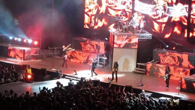 Scorpions - Live In Новокузнецк 2012-04-19 MVI_3376.MOV
