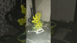 Ещё немного интересных моделей распечатанных на 3д принтере.mp4