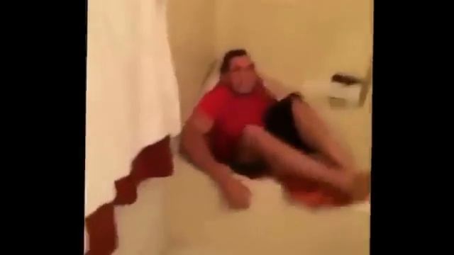 Смешные испуги людей Супер приколы) смотреть онлайн