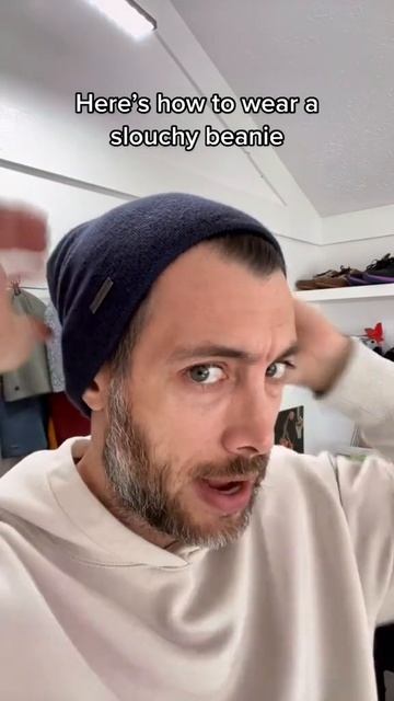 Beanie Slips Off смотреть онлайн