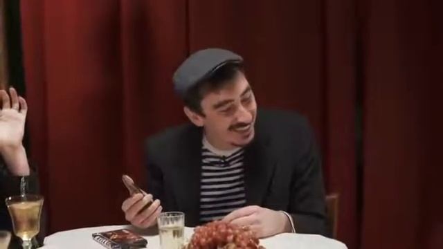 БЫВШИЕ ДЕВУШКИ ДВУХ ХАЧЕЙ смотреть онлайн