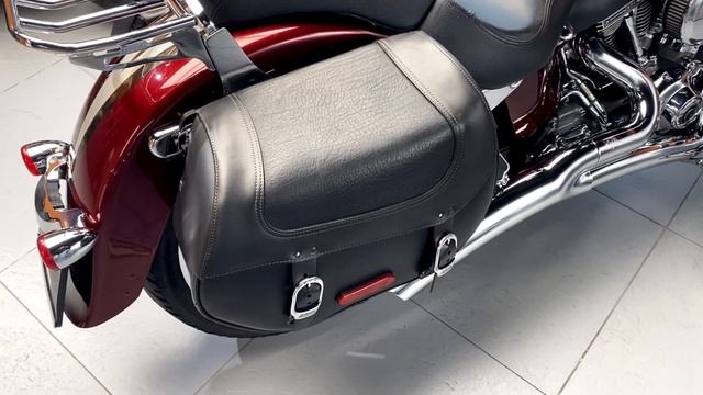 Harley-Davidson Softail FLSTSE Convertible CVO, 2010 г. смотреть онлайн