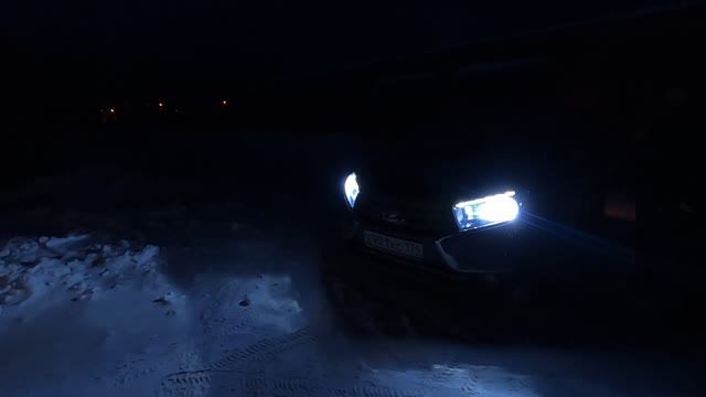 X-Ray / Дешевые СВЕТОДИОДЫ в фары / Состояние ПТФ (СД) спустя годы! смотреть онлайн