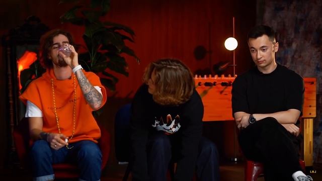 ЛУЧШИЕ ШУТКИ ПРО УКРЗАЛІЗНИЦЮ ИЗ ШОУ DZK (+БОНУС) смотреть онлайн