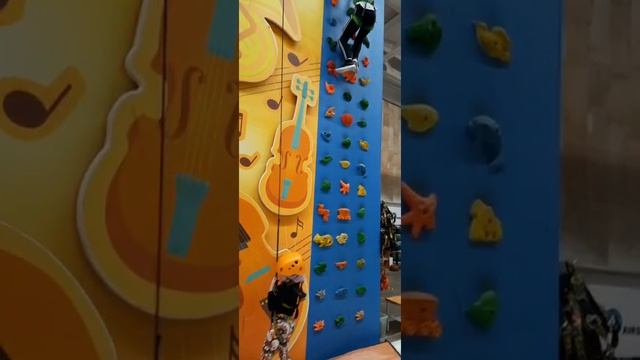 Big Wall Kids. ВДНХ (павильон #22) 30.12.2021 смотреть онлайн