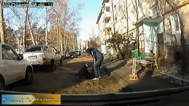 Смешное видео. Пацан пошёл в спарту смотреть онлайн