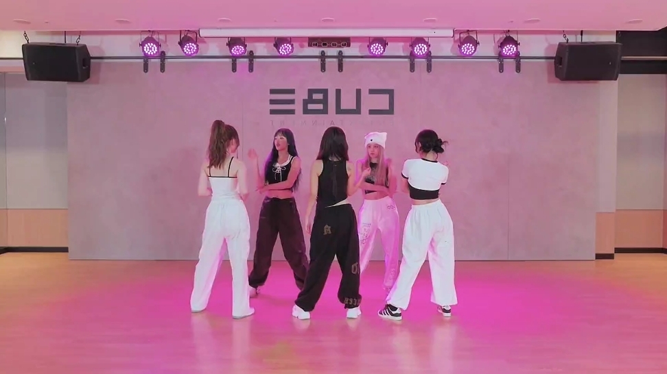 (G)i-dle - 'Queencard' Dance Practice Mirrored