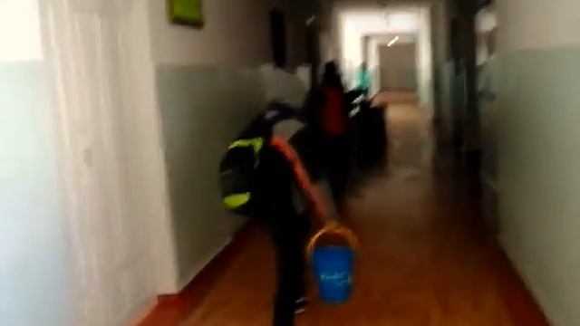 Вечно школьный прикол! смотреть онлайн