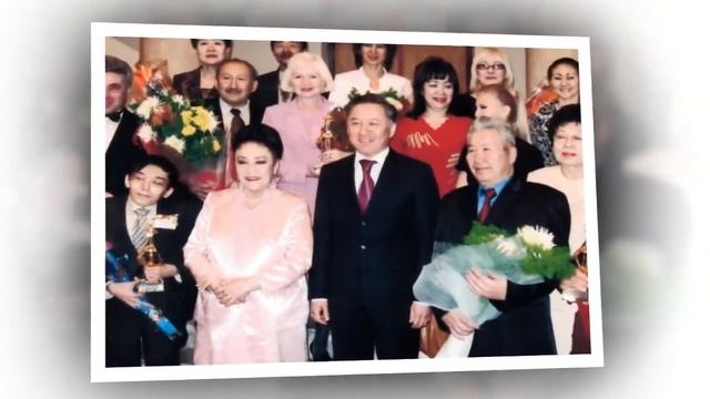 Фотовернисаж "Центральная библиотека г.Абай в потоке времени" смотреть онлайн