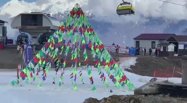 Роза хутор - канатная дорога Стрела. Исследование Стрельного плато. смотреть онлайн