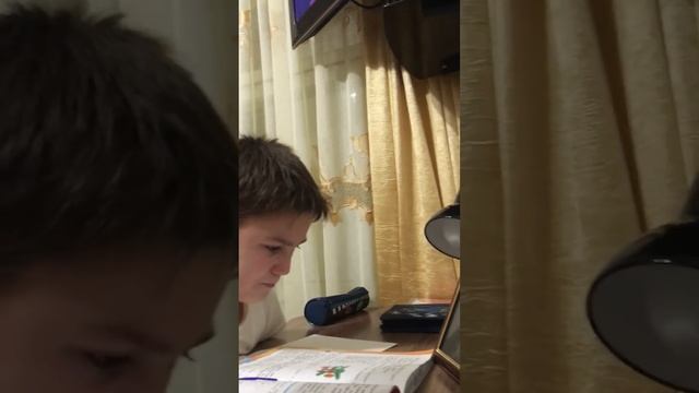 Маленькой ёлочке ! смотреть онлайн