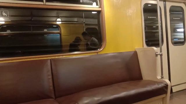 поезд метро Сокольники на бкл парад метро смотреть онлайн