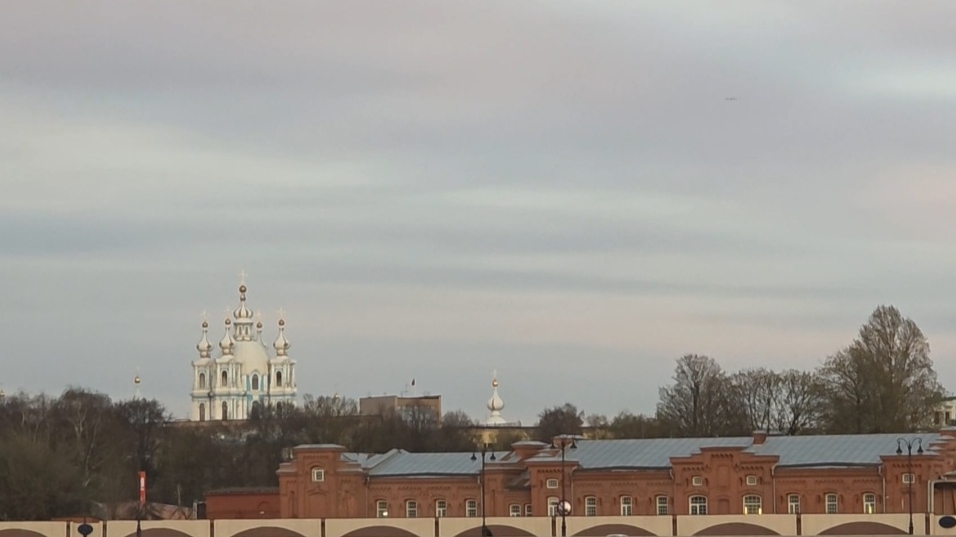 Питерленд. Сынуля по делам а я хвостиком. смотреть онлайн