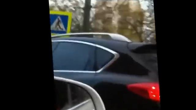 Девушка поет пошлую песню за рулем. Прикол смотреть онлайн