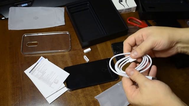 Распаковка Meizu 16th 8/128 смотреть онлайн