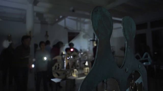 "Танцующая скульптура" - скульптор Эдуард Казарян смотреть онлайн