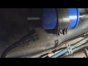 Как заменить топливный фильтр на Рено своими руками.