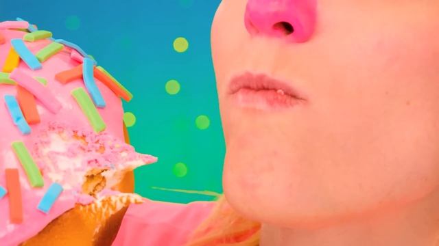 24 Часа Едим Еду Одного Цвета Челлендж | Смешные Челленджи от PaRaRa Challenge смотреть онлайн