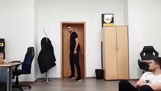 Тамби черт 🤣