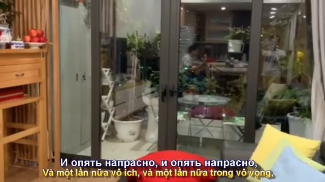 Седая ночь (Đêm màu xám) Исп. Do Son Ha Под Гитaрy ( cover Ласковый Май) (Subtitles) смотреть онлайн