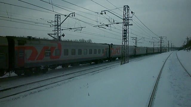 Электровоз ЭП2К-105 с поездом №148Ж Астрахань — Нижневартовск смотреть онлайн