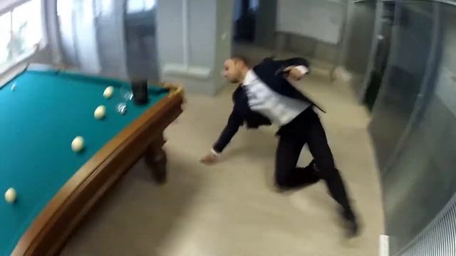 ДЬЯВОЛЬСКИЕ ПРИКЛЮЧЕНИЯ АГЕНТА 013 черный юмор смотреть онлайн
