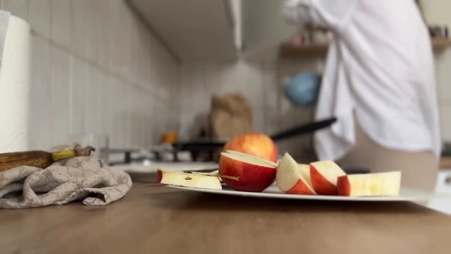 новый зелёный житель, секретные булочки и жуткая антиутопия 🌱📖 зимняя НЕДЕЛЯ ЧТЕНИЯ | день 4 смотреть онлайн