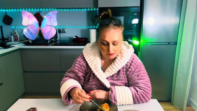 Ужин, ленивые голубцы😋Не делай добра, не получишь зла☝️Не воспринимайте мою доброту за слабость👌 смотреть онлайн