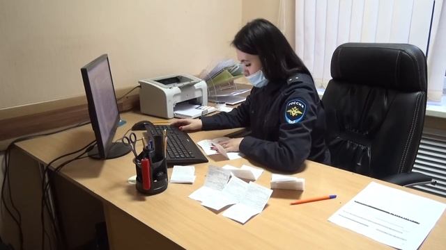 Полицейские Альметьевска разыскивают мошенников, оформивших кредит на пенсионера смотреть онлайн