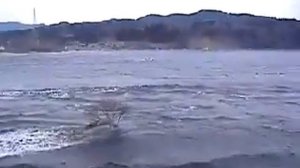 Цунами в Японии, видео очевидцев. Часть 1