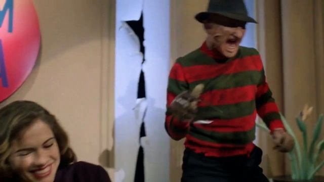 Фредди Крюгер: человек-привычка || #кино #юмор #horrorshorts