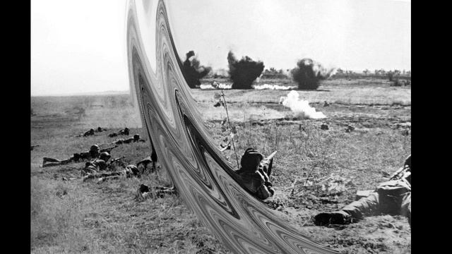 Наталья Соловьева.

Римма Казакова. На фотографии в газете.