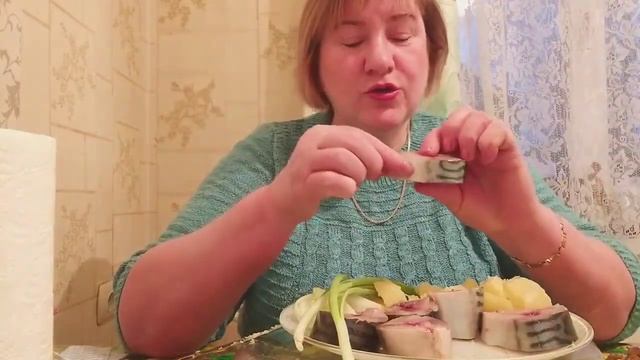 Скумбрия малосольная с кортошечкой 👍
# мукбанг  #еданакамеру