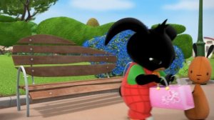 Бинг и Сула наклеивают стикеры на своих любимчиков! | Бинг Русском