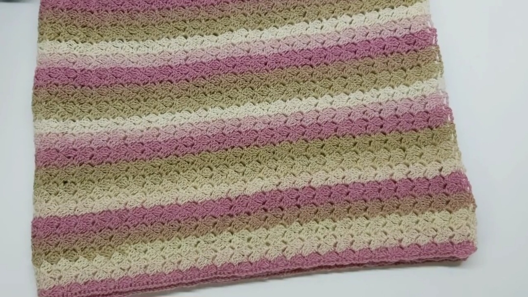 Плед крючком// Как связать плед крючком// Мастер-класс смотреть онлайн