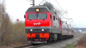 ТЭП70БС-092 с пригородным поездом Екатеринбург-Пасс. — Полевской и приветливой бригадой