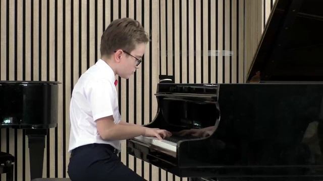 Л. Бетховен. Соната N 1, часть 1. смотреть онлайн