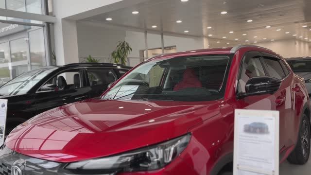 Changan привез в Россию новые модели авто. Обзор и цены (октябрь 2023) смотреть онлайн