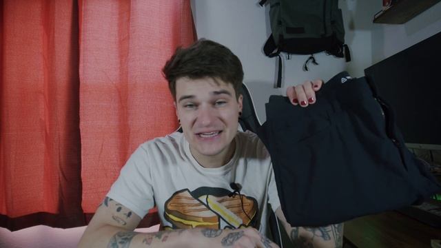 Which Pants are Right for You? Wester Rise Edition! смотреть онлайн