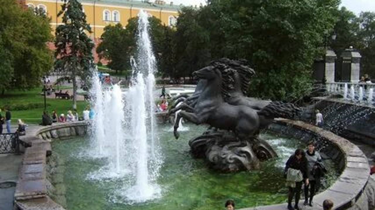 Александровский сад. Москва. 1 часть. смотреть онлайн