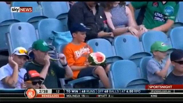 GIF #18 - У него своя атмосфера смотреть онлайн