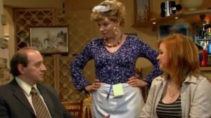 Одна за всех - Официантка Люба - Водительские права