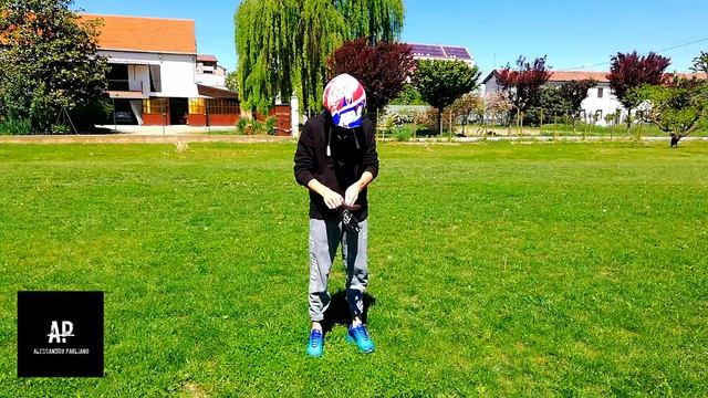 NUOVO CASCO!! 🤯(airoh switch startruck) смотреть онлайн
