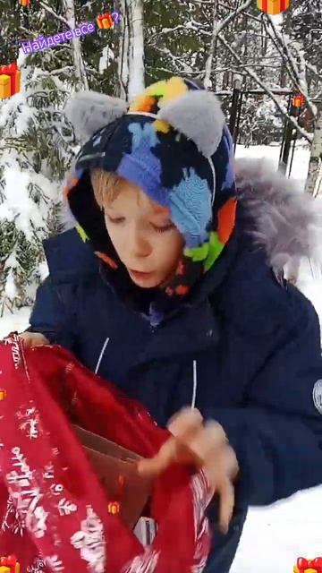 вот это подарки, а сестре не досталось #iribaby #юмор #шутки #приколы #тренды #танцы #этюд #shorts смотреть онлайн