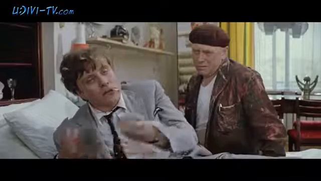 Мне нужно принять ванну, выпить чашечку кофе