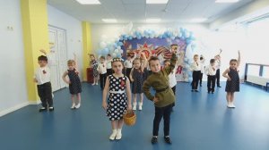 Танец Смуглянка // Детский сад, утренник 9 Мая