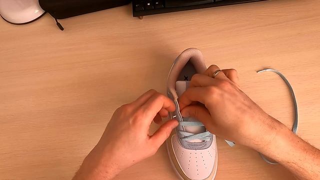 Шнуровка обуви с помощью способа "Римские цифры" смотреть онлайн