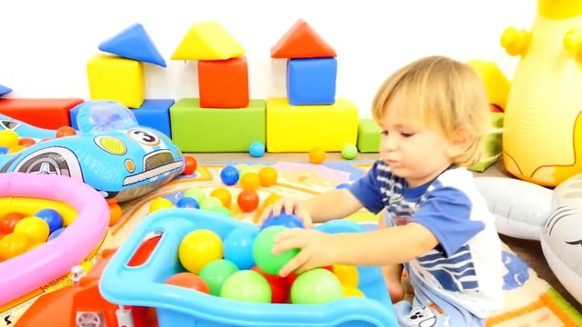 Развивающее видео для детей. Наводим порядок с Эмиром. смотреть онлайн