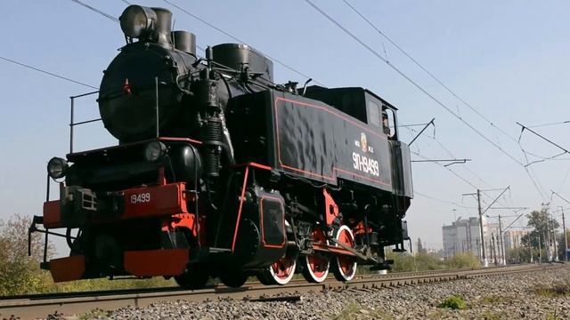 Паровоз 9П-19499 следует резервом по кольцу в Щербинке смотреть онлайн