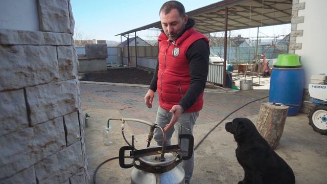 РЕАЛЬНО ЛИ СДЕЛАТЬ БЕНЗИН в ДОМАШНИХ УСЛОВИЯХ? смотреть онлайн